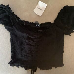 Forever 21 black small woven top NWT